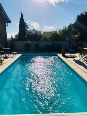 Winemaker’s House with pool near the sea